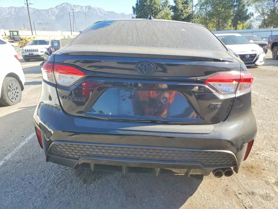 2021 TOYOTA COROLLA SE  