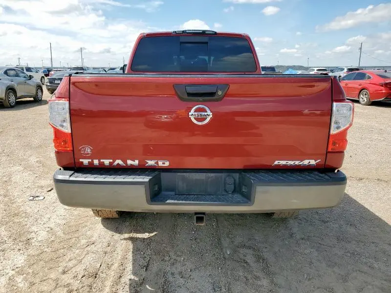 2016 NISSAN TITAN XD SL