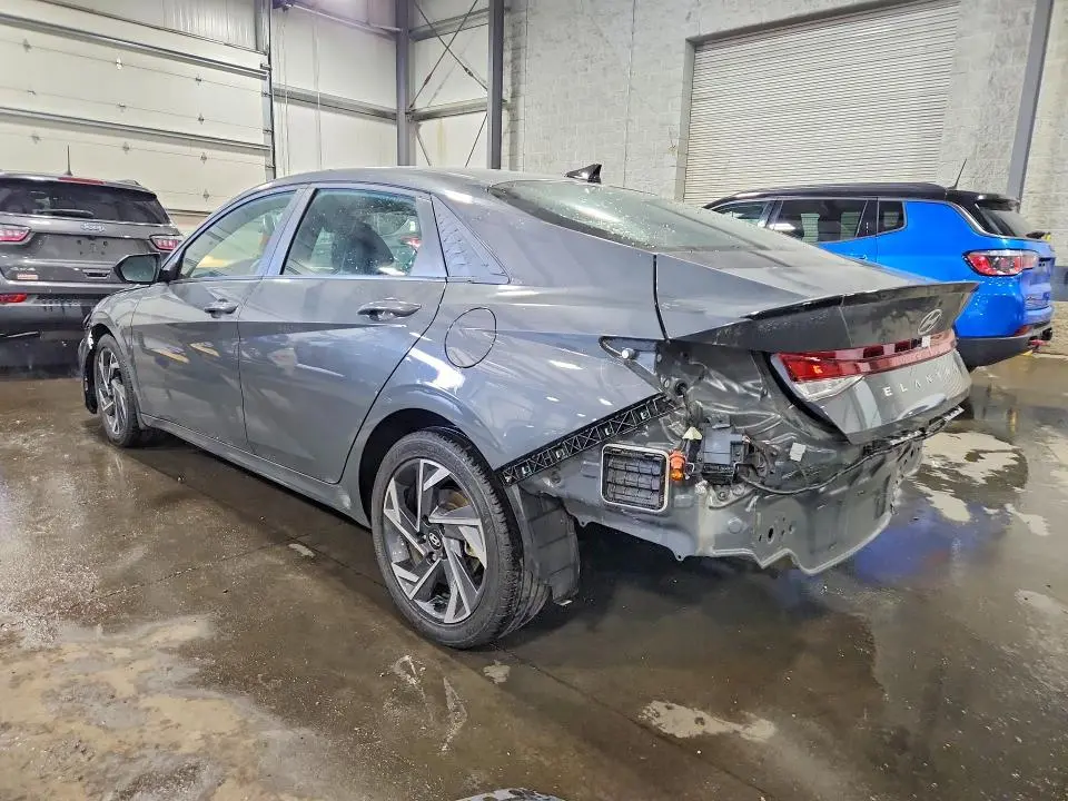 2025 HYUNDAI ELANTRA SEL SPORT  