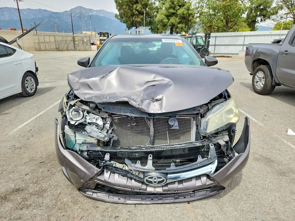 2015 TOYOTA CAMRY LE  