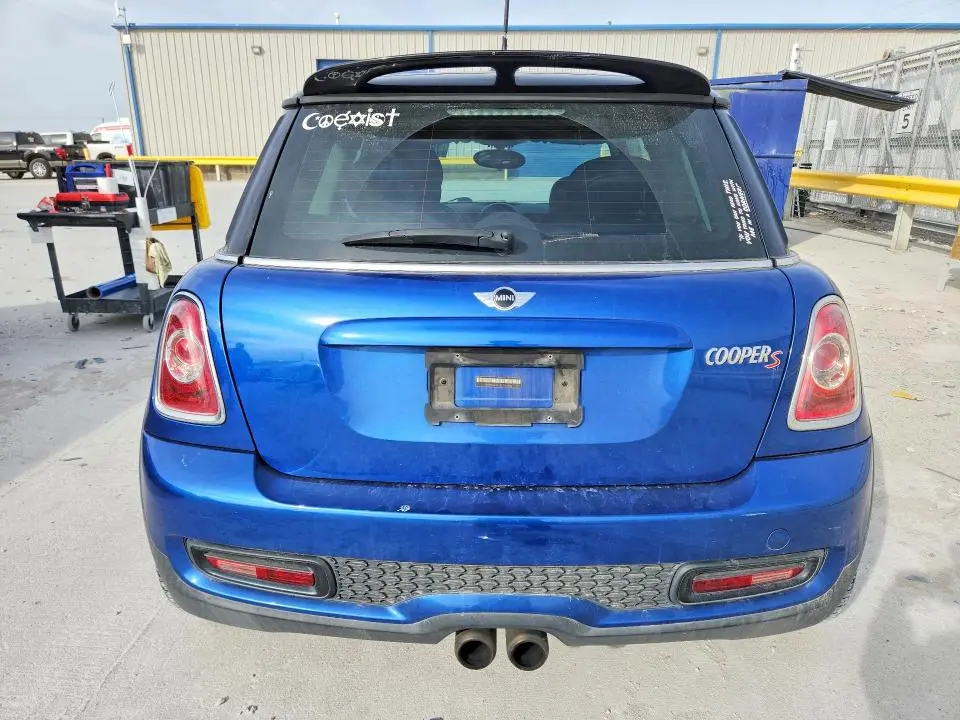 2012 MINI COOPER S  