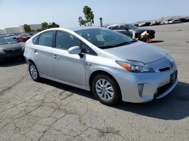 2012 TOYOTA PRIUS PLUG-IN   
