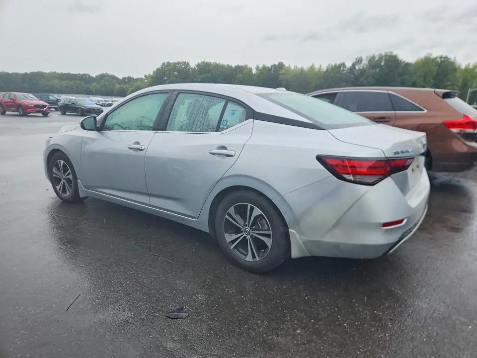 2022 NISSAN SENTRA SV  