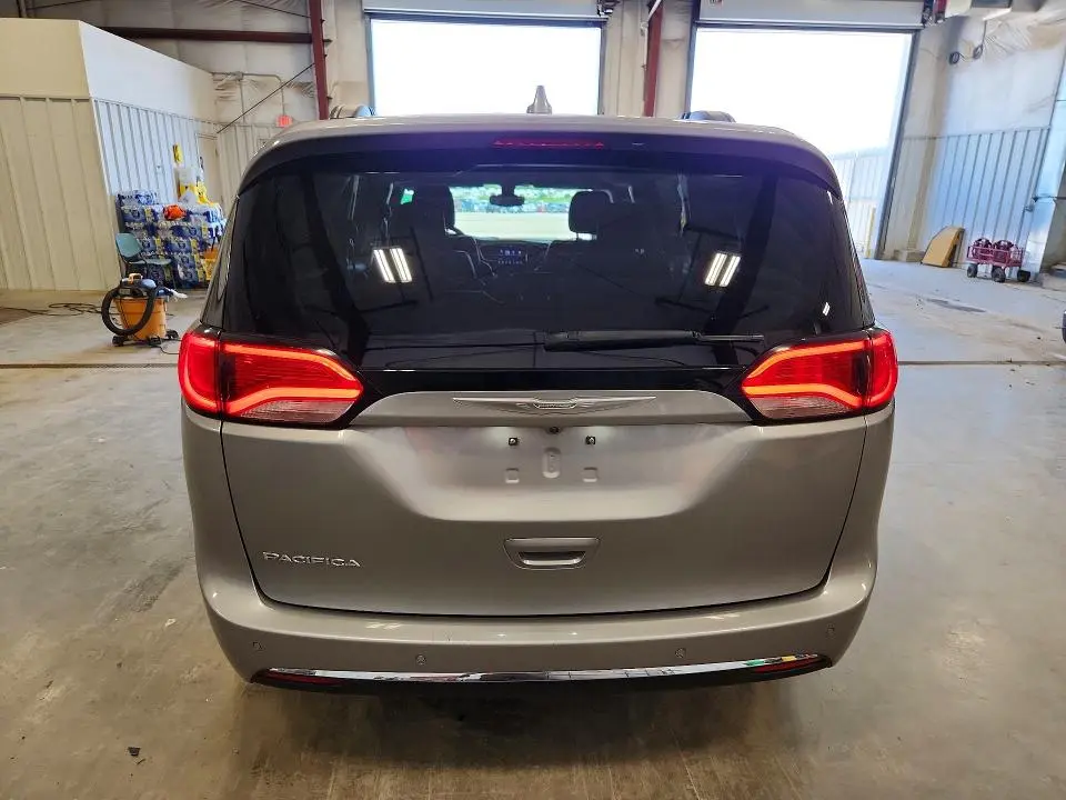 2017 CHRYSLER PACIFICA TOURING L  