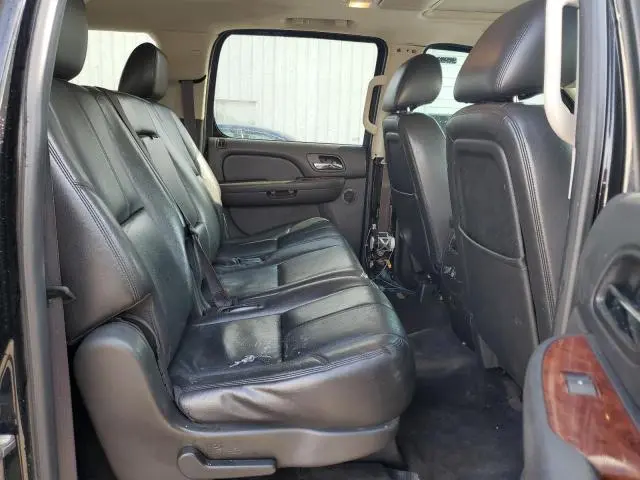 2013 CHEVROLET SUBURBAN C1500 LT  