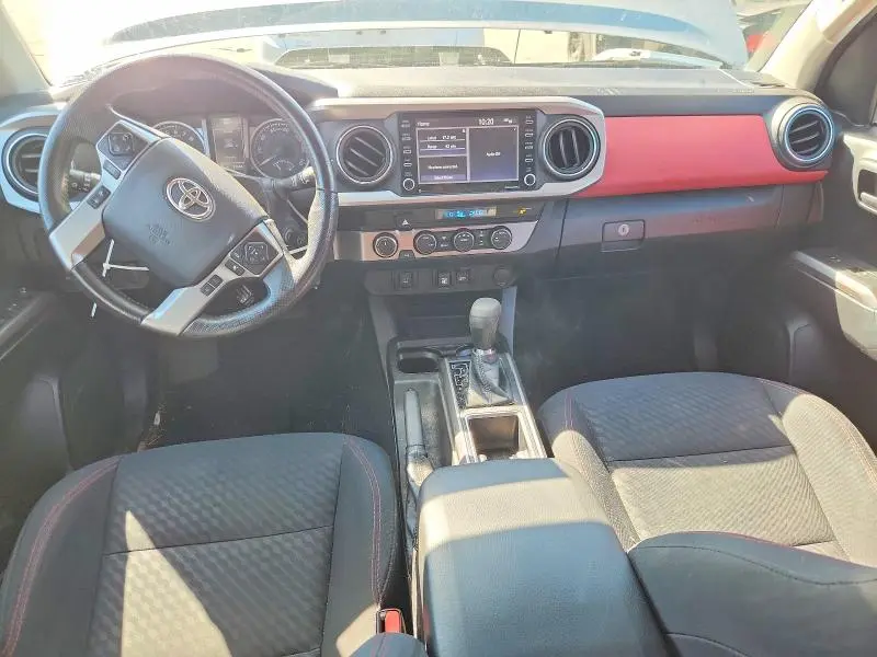 2021 TOYOTA TACOMA SR5 V6  