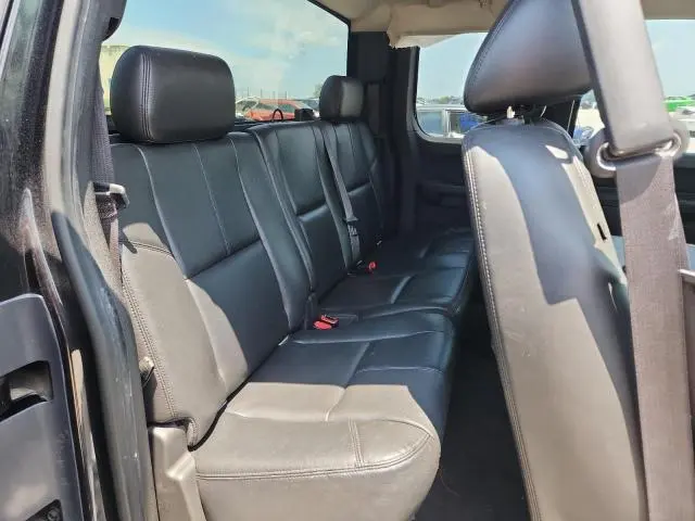 2010 CHEVROLET SILVERADO C1500 LT  