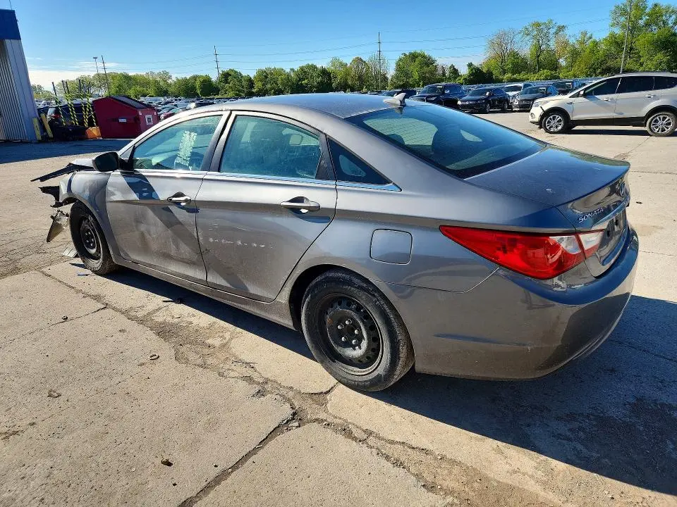 2011 HYUNDAI SONATA GLS  