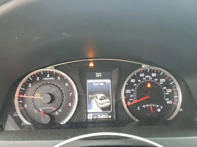 2015 TOYOTA CAMRY LE  