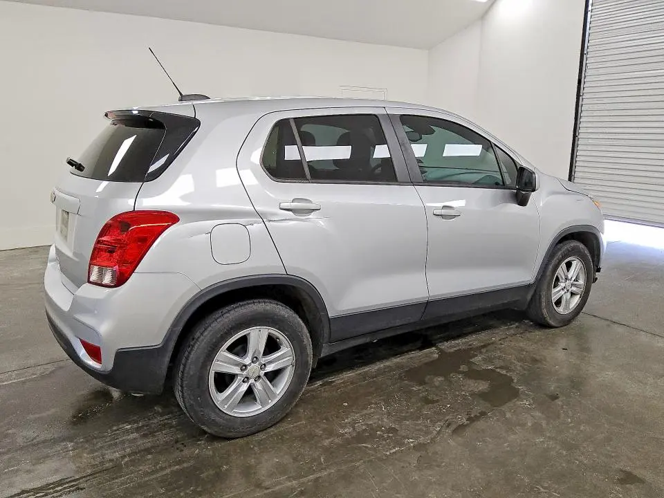 2021 CHEVROLET TRAX LS  