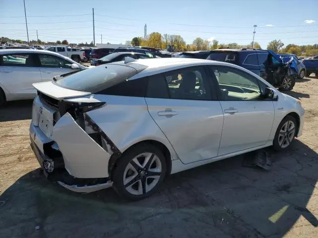 2016 TOYOTA PRIUS   