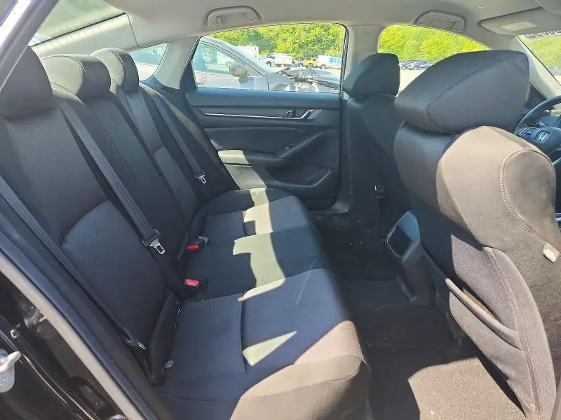 2019 HONDA ACCORD LX  