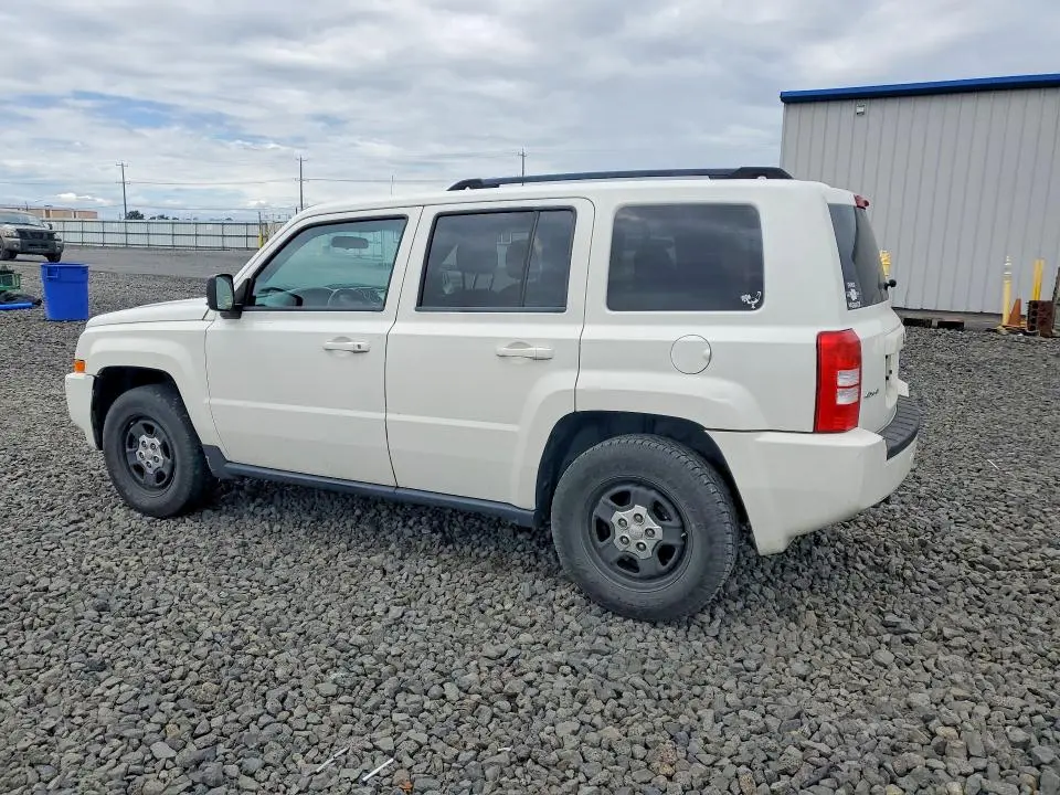 2010 JEEP PATRIOT SPORT  