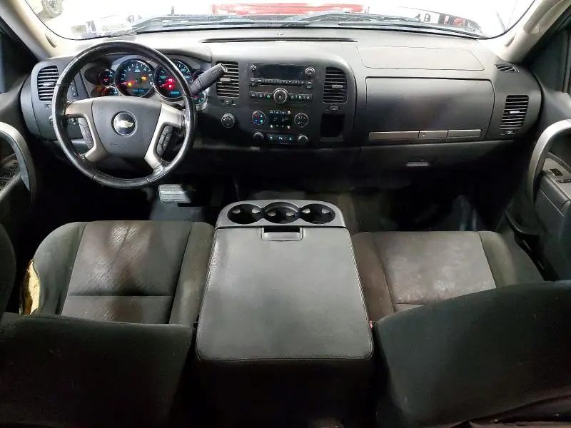 2011 CHEVROLET SILVERADO K1500 LT  