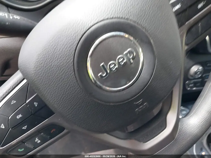 2019 JEEP CHEROKEE LATITUDE 4X4