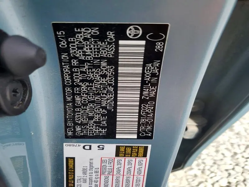 2015 TOYOTA PRIUS V TWO  