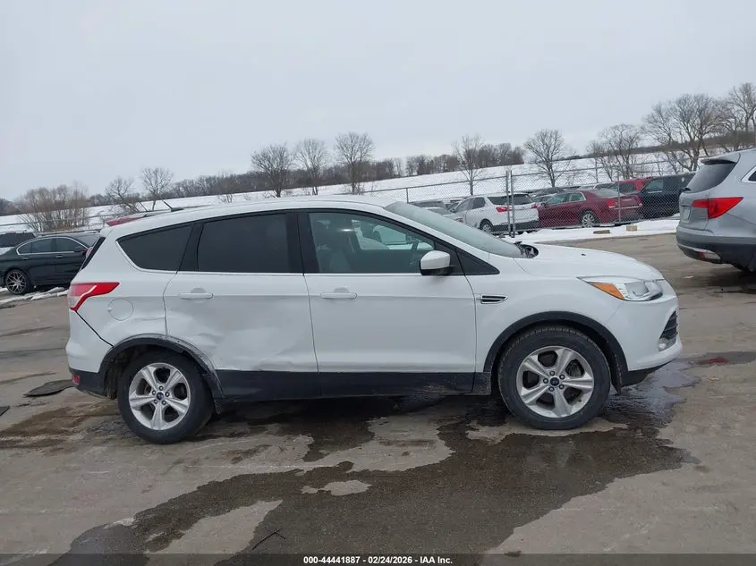 2016 FORD ESCAPE SE
