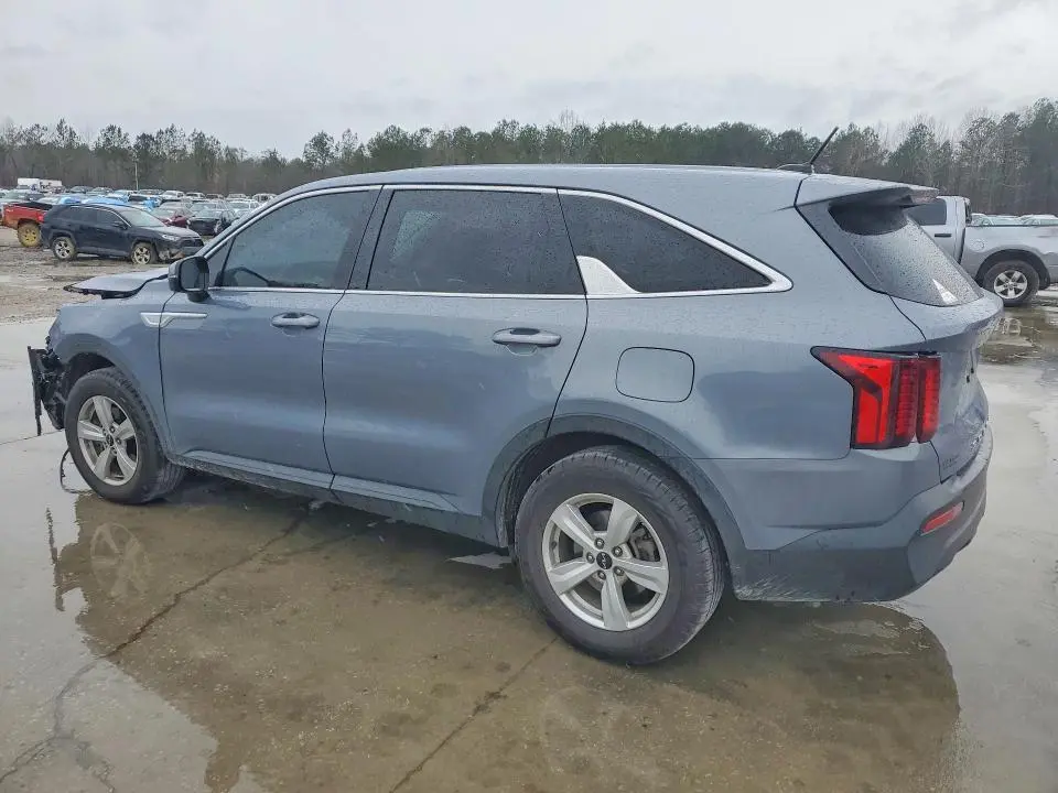 2022 KIA SORENTO LX  