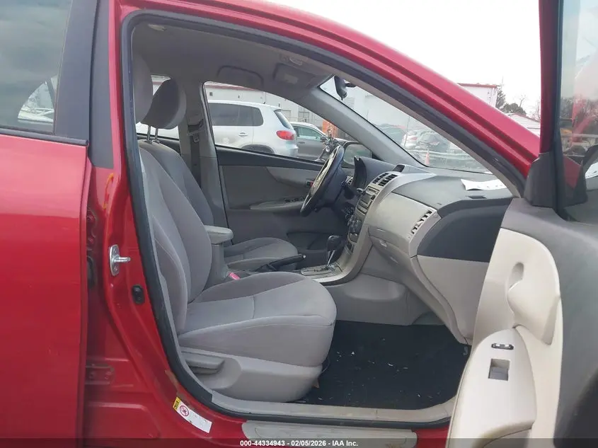 2012 TOYOTA COROLLA LE