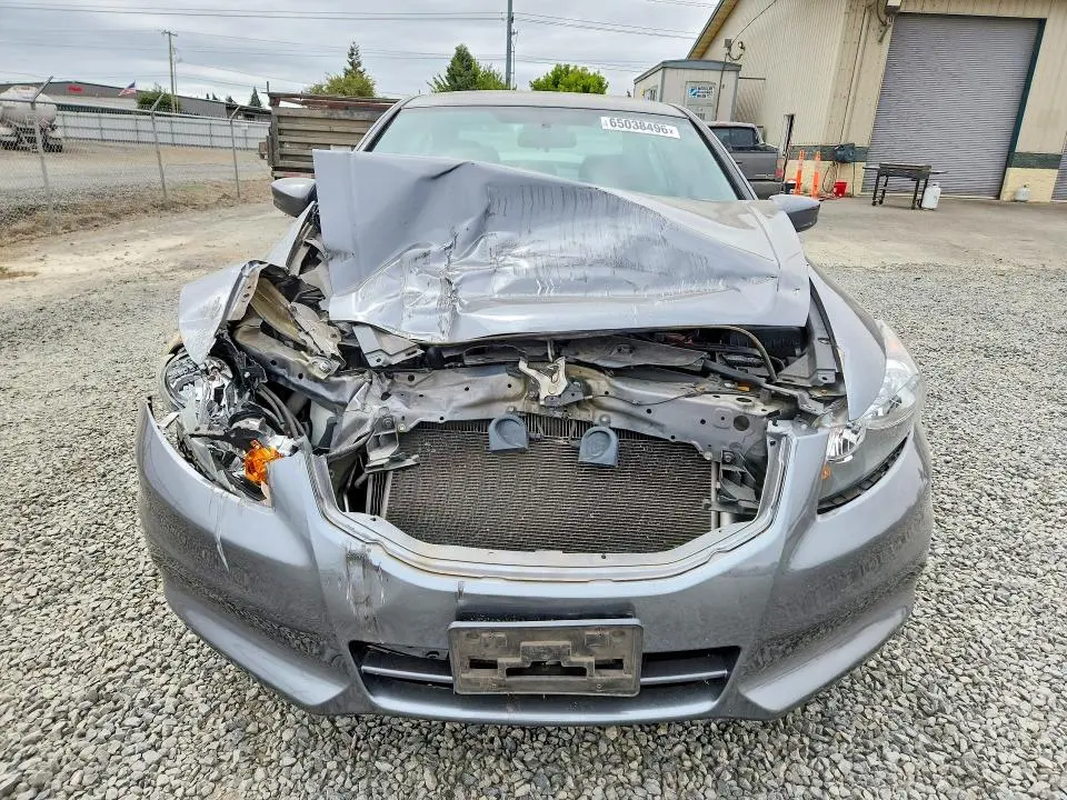 2011 HONDA ACCORD SE  
