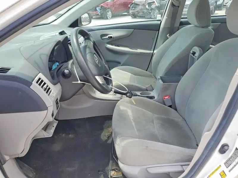 2012 TOYOTA COROLLA LE  