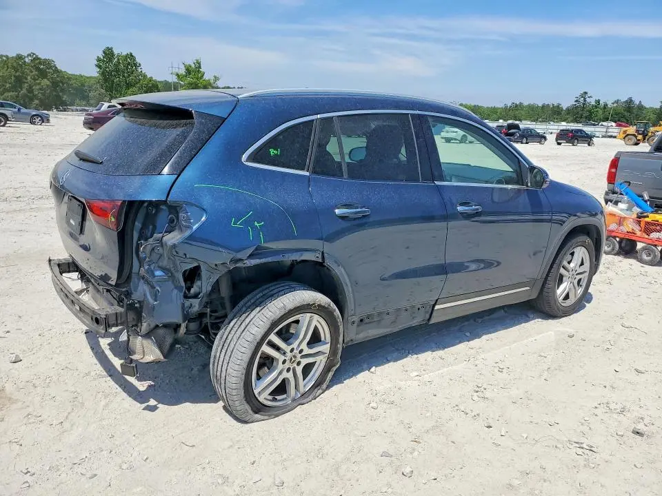 2021 MERCEDES-BENZ GLA 250  