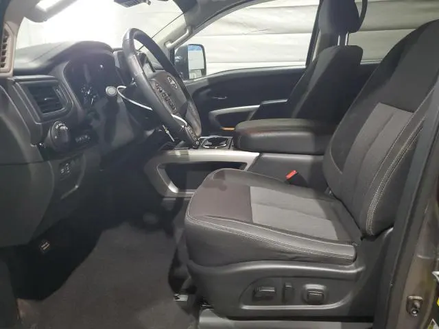 2023 NISSAN TITAN SV  
