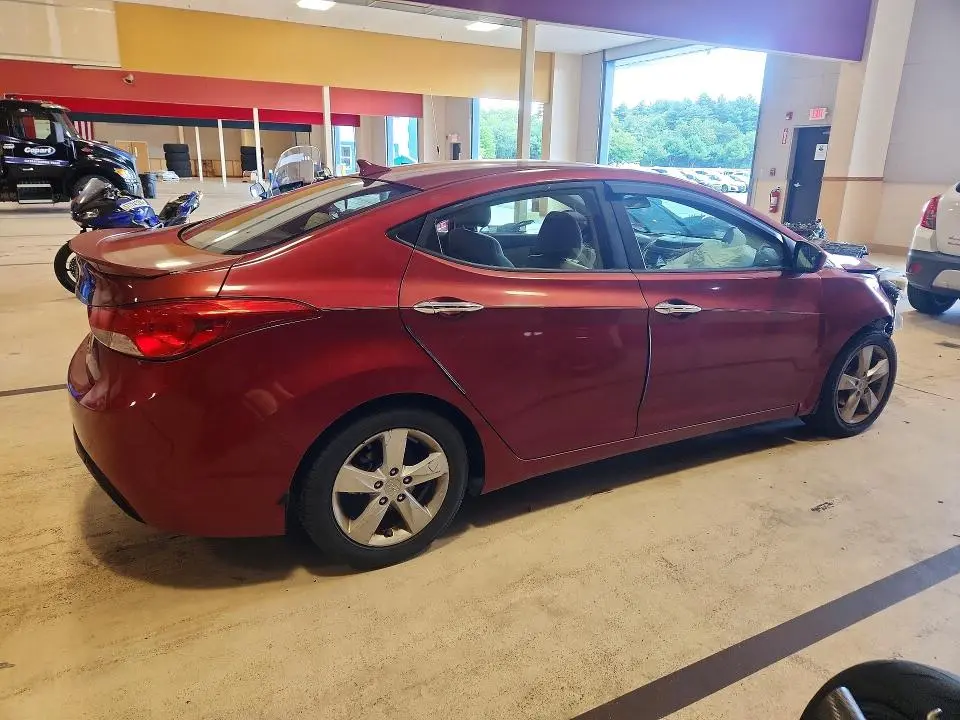 2011 HYUNDAI ELANTRA GLS  