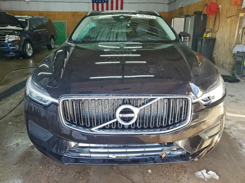 2021 VOLVO XC60 T5 MOMENTUM  