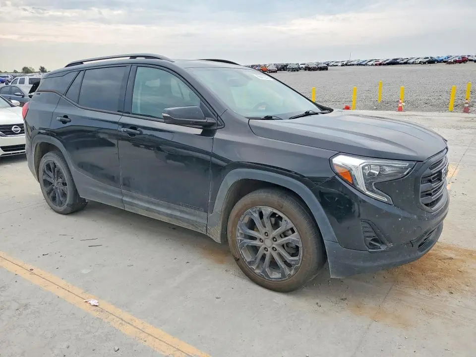 2019 GMC TERRAIN SLT  