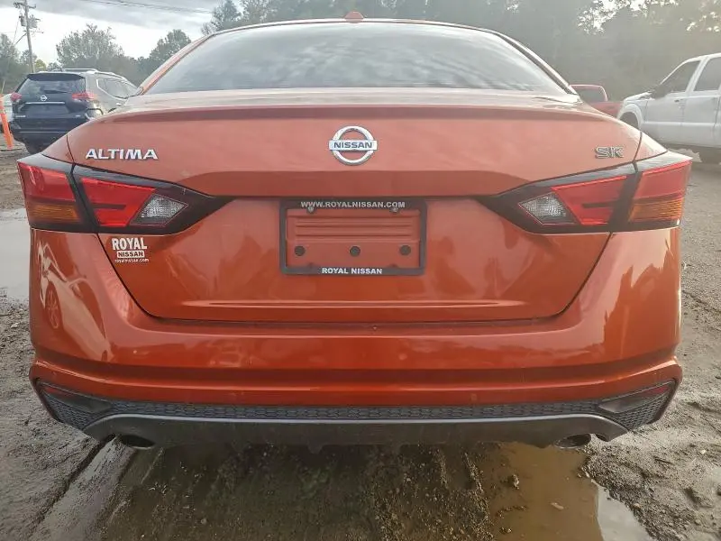 2020 NISSAN ALTIMA SR  