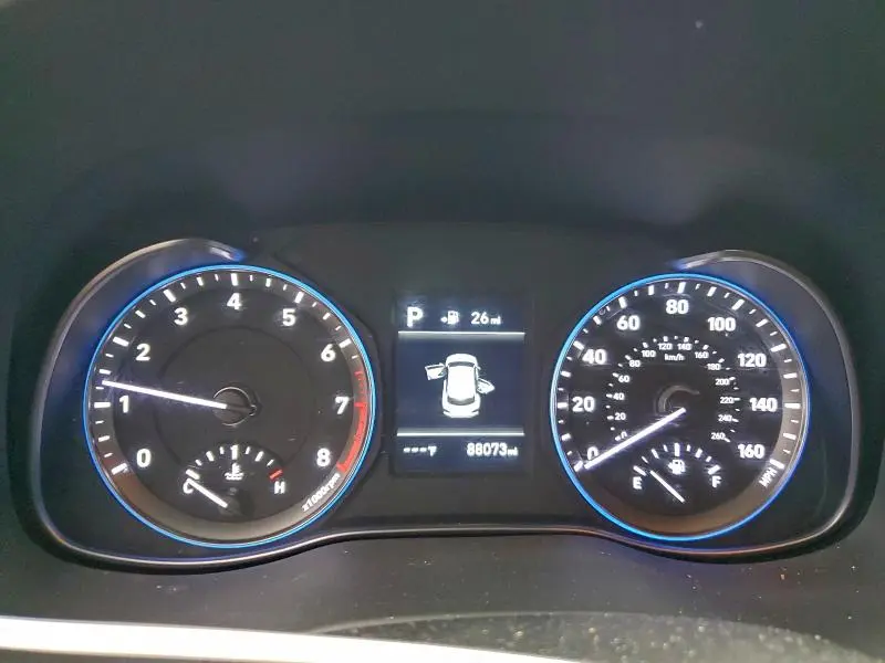 2018 HYUNDAI KONA SE  