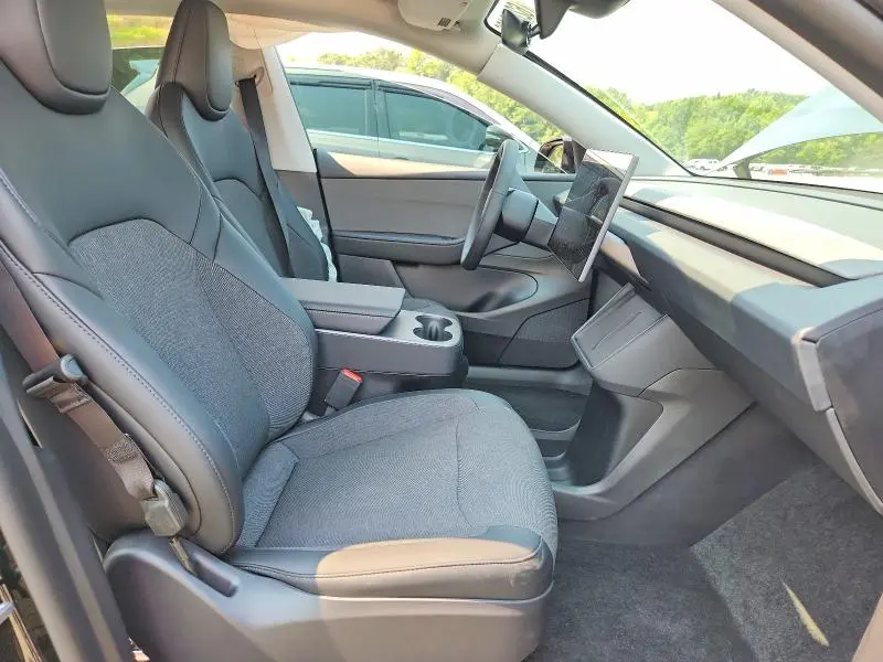 2026 TESLA MODEL Y   