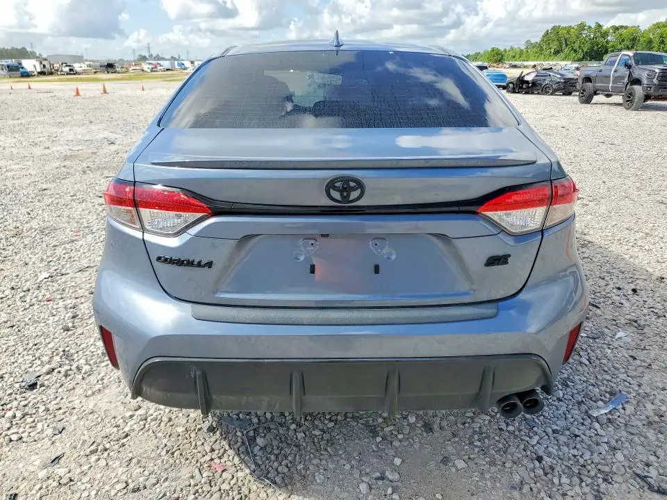 2024 TOYOTA COROLLA SE  