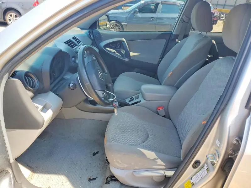 2011 TOYOTA RAV4 BASE  