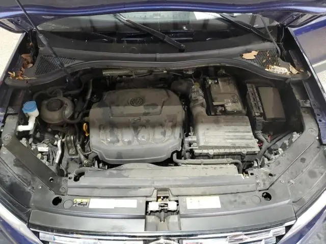 2021 VOLKSWAGEN TIGUAN SE  