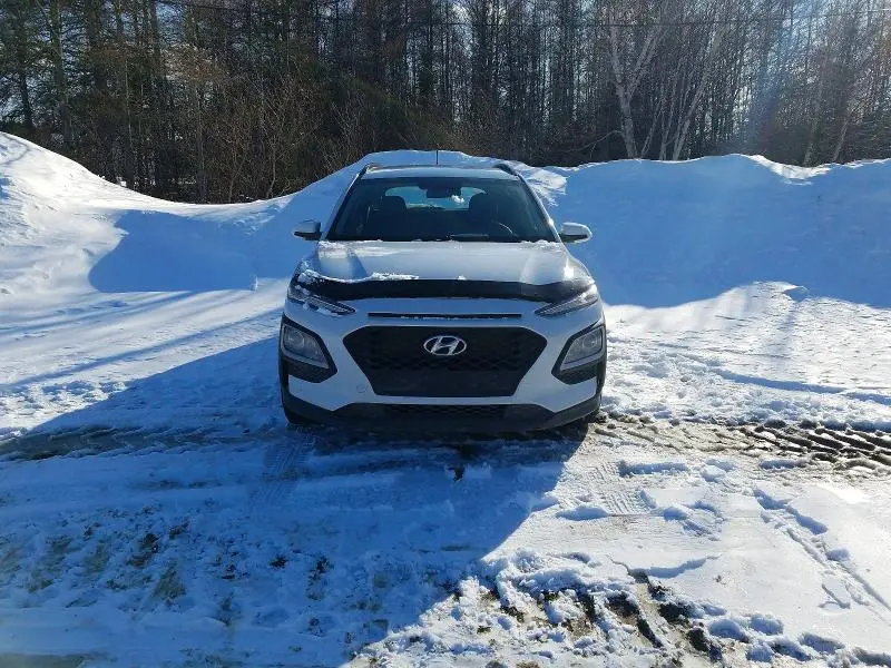 2020 HYUNDAI KONA SE  