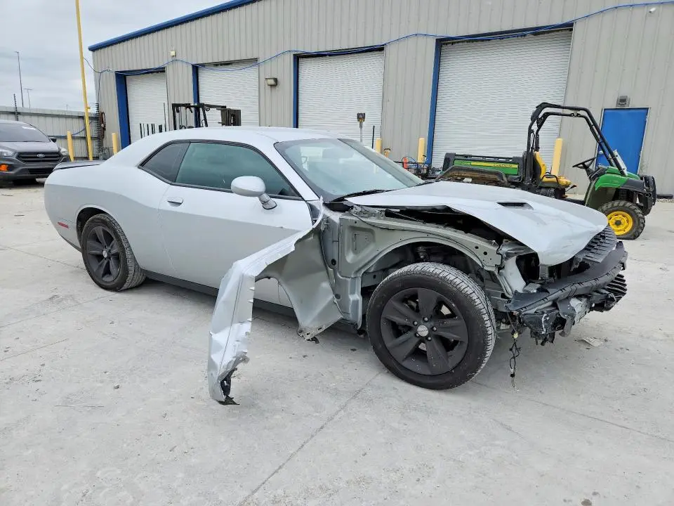 2023 DODGE CHALLENGER SXT  