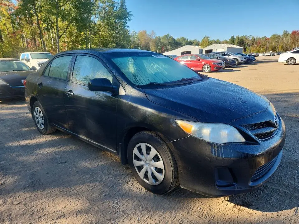 2013 TOYOTA COROLLA BASE  