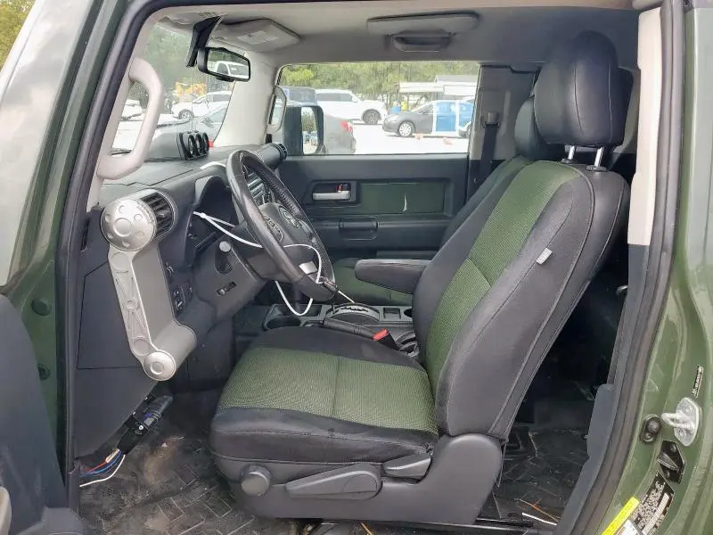 2011 TOYOTA FJ CRUISER BASE  
