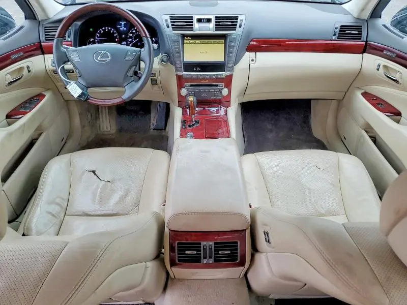 2011 LEXUS LS 460L  