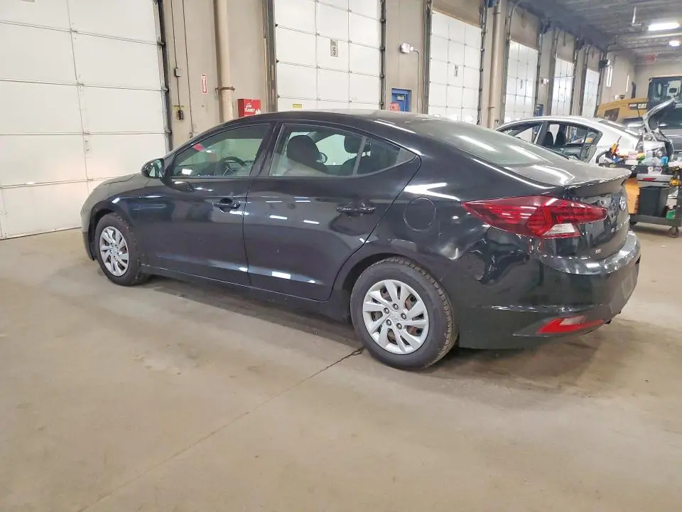 2019 HYUNDAI ELANTRA SE  