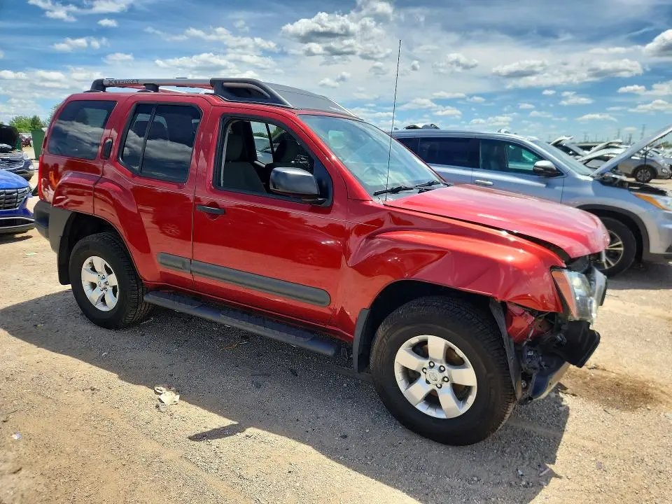 2013 NISSAN XTERRA X  