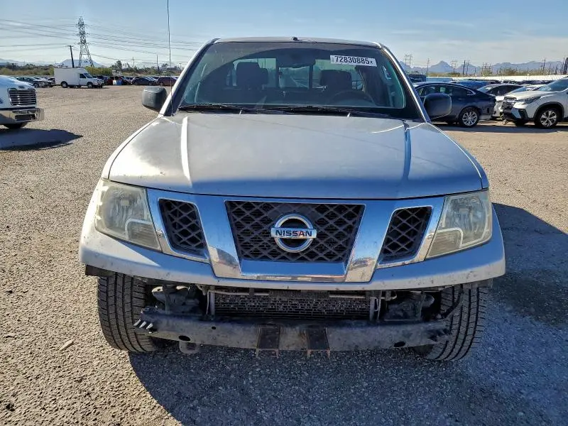 2011 NISSAN FRONTIER SV  