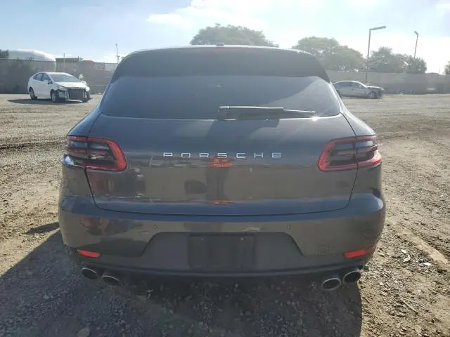 2017 PORSCHE MACAN