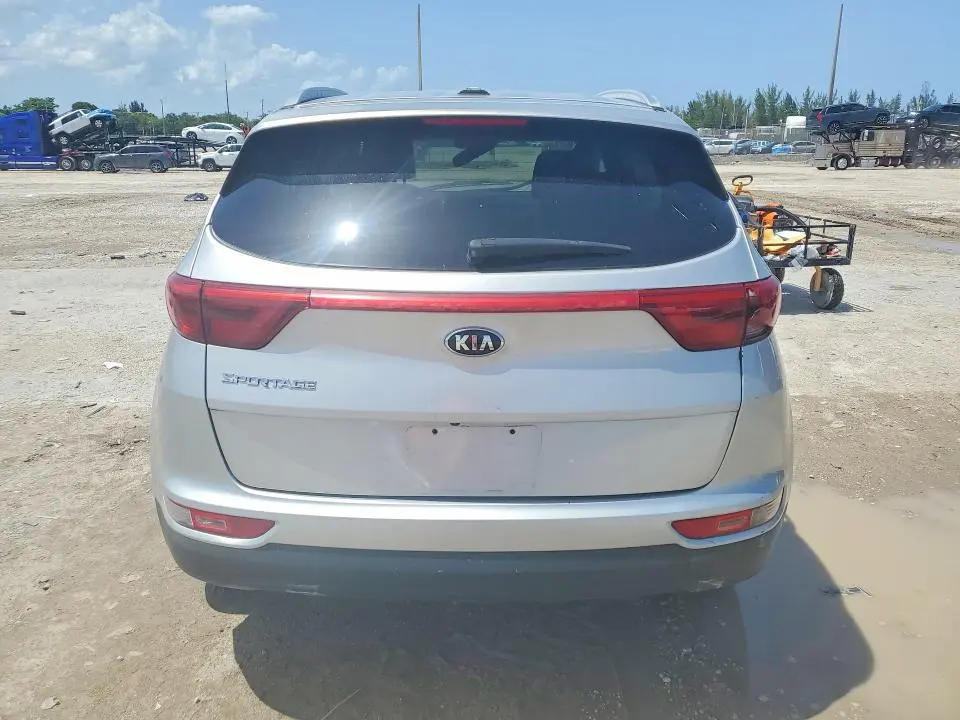 2018 KIA SPORTAGE LX  