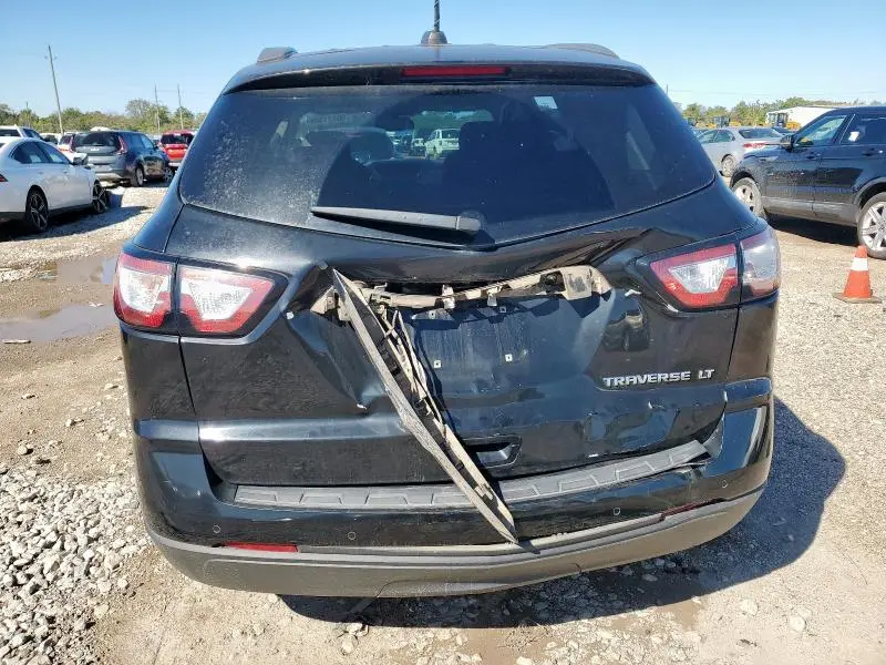 2016 CHEVROLET TRAVERSE LT  