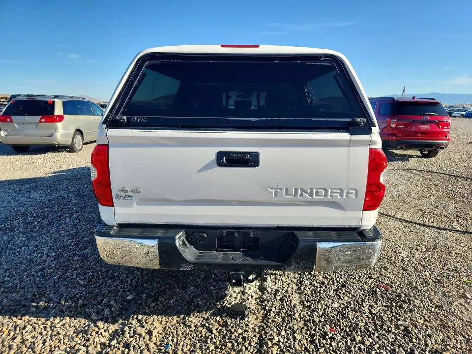 2021 TOYOTA TUNDRA SR5  