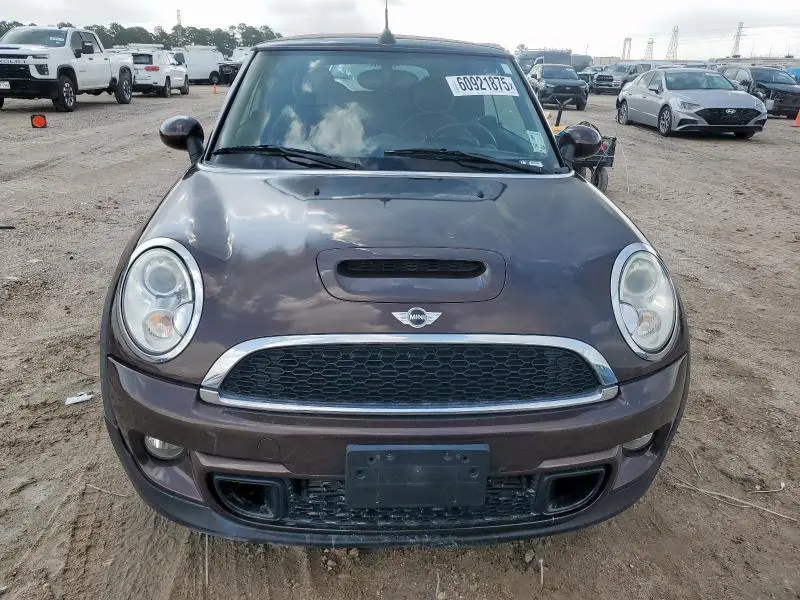 2011 MINI COOPER S  