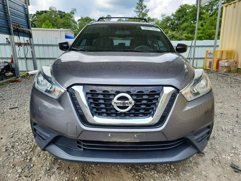 2018 NISSAN KICKS S  